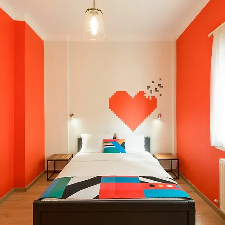 Colors Living